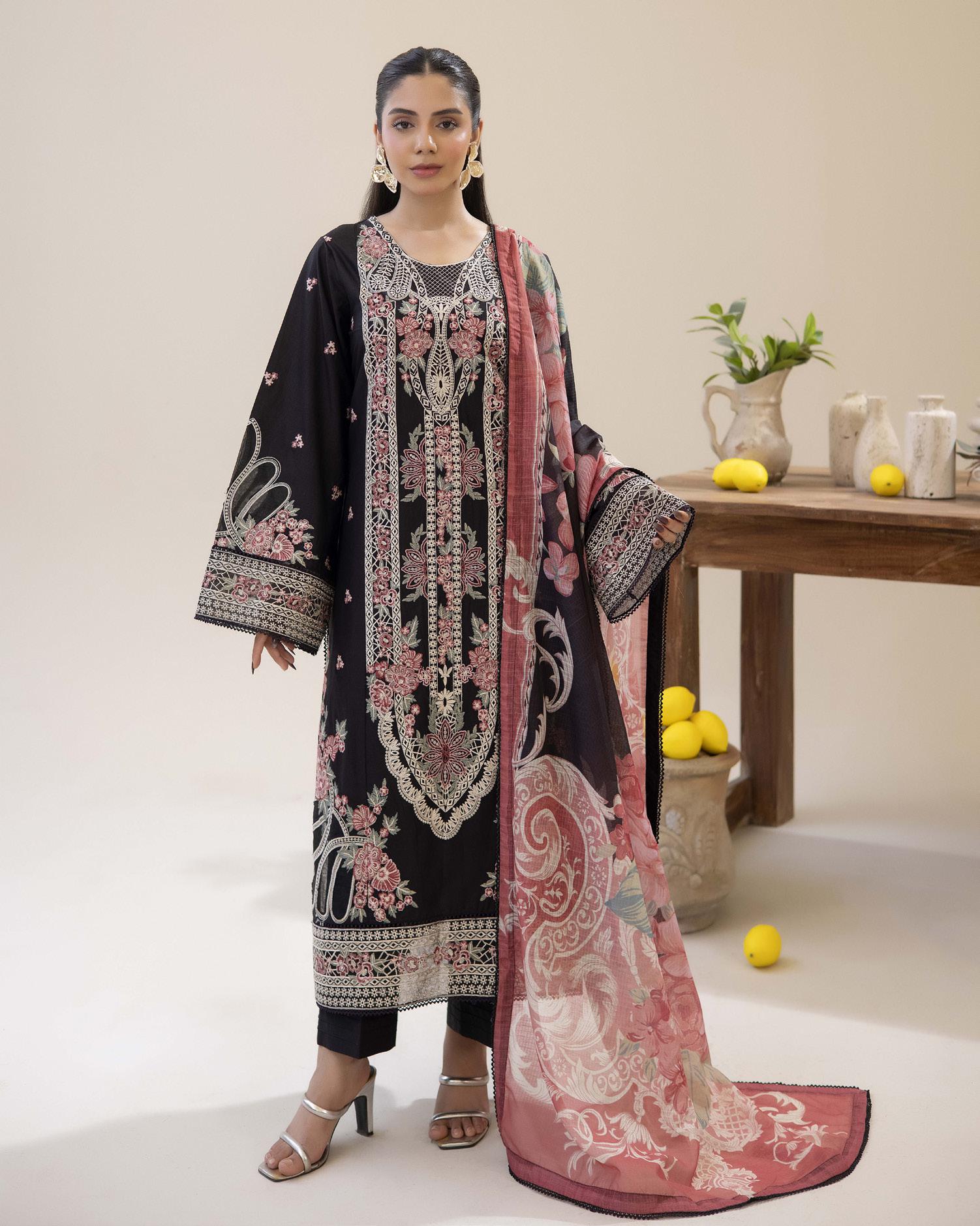 How to Wear a Pakistani Suit with Dupatta: 7 Easy Styles for Every Occasion