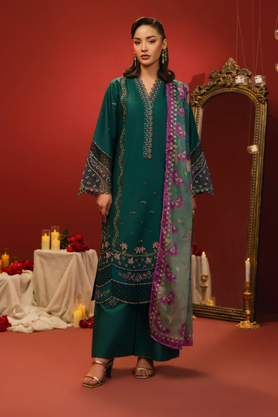 Zeenat Pret Embroidered Lawn 3-Piece Suit - Emerald Green
