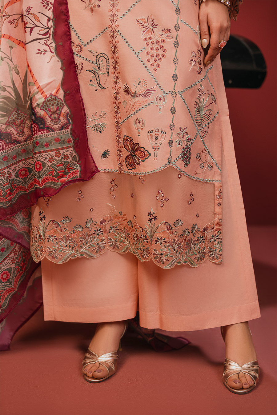 Zeenat Pret Embroidered Lawn 3-Piece Suit - Peach Pink