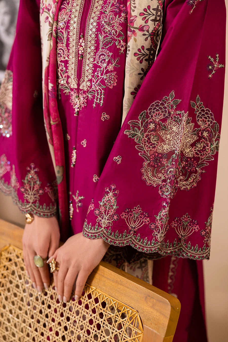 Zeenat Pret Embroidered Lawn 3-Piece Suit - Fuschia Pink