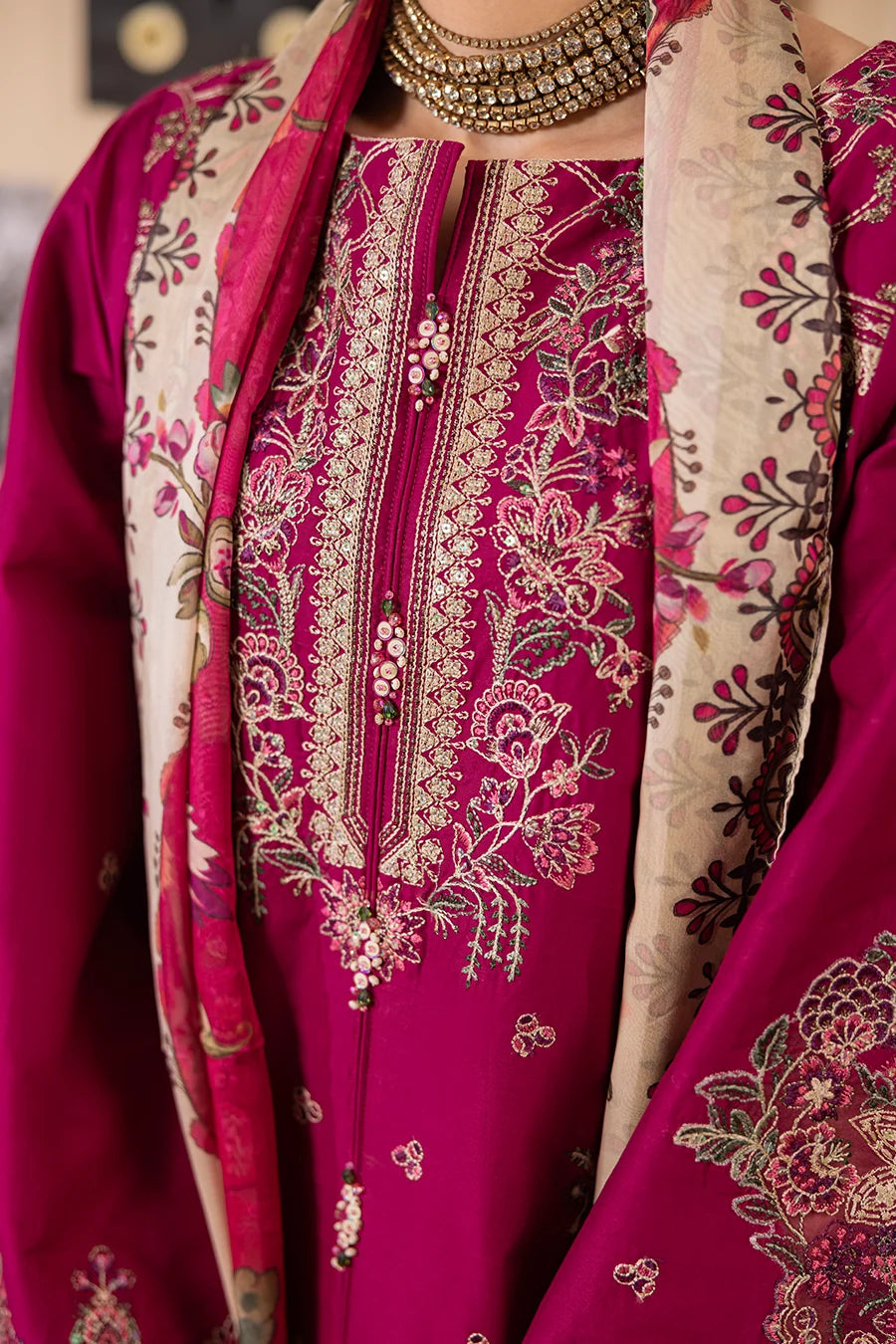 Zeenat Pret Embroidered Lawn 3-Piece Suit - Fuschia Pink