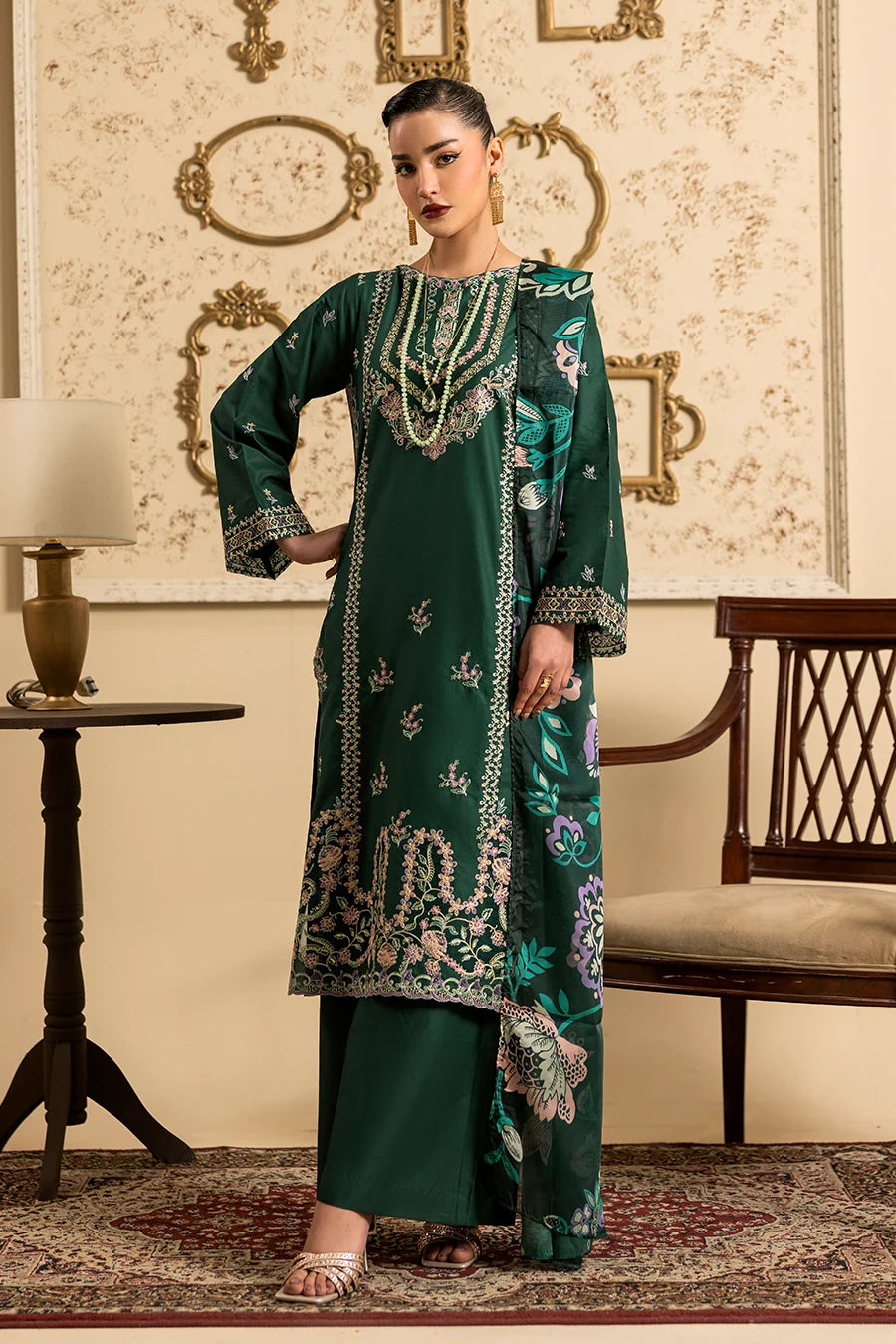 Zeenat Pret Embroidered Lawn 3-Piece Suit - Bottle Green