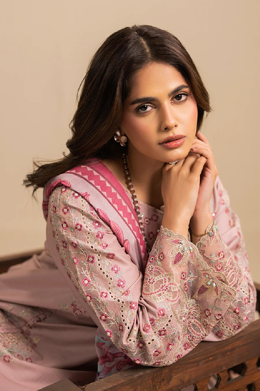 Zeenat Pret Embroidered Lawn 3-Piece Suit - Tea Pink