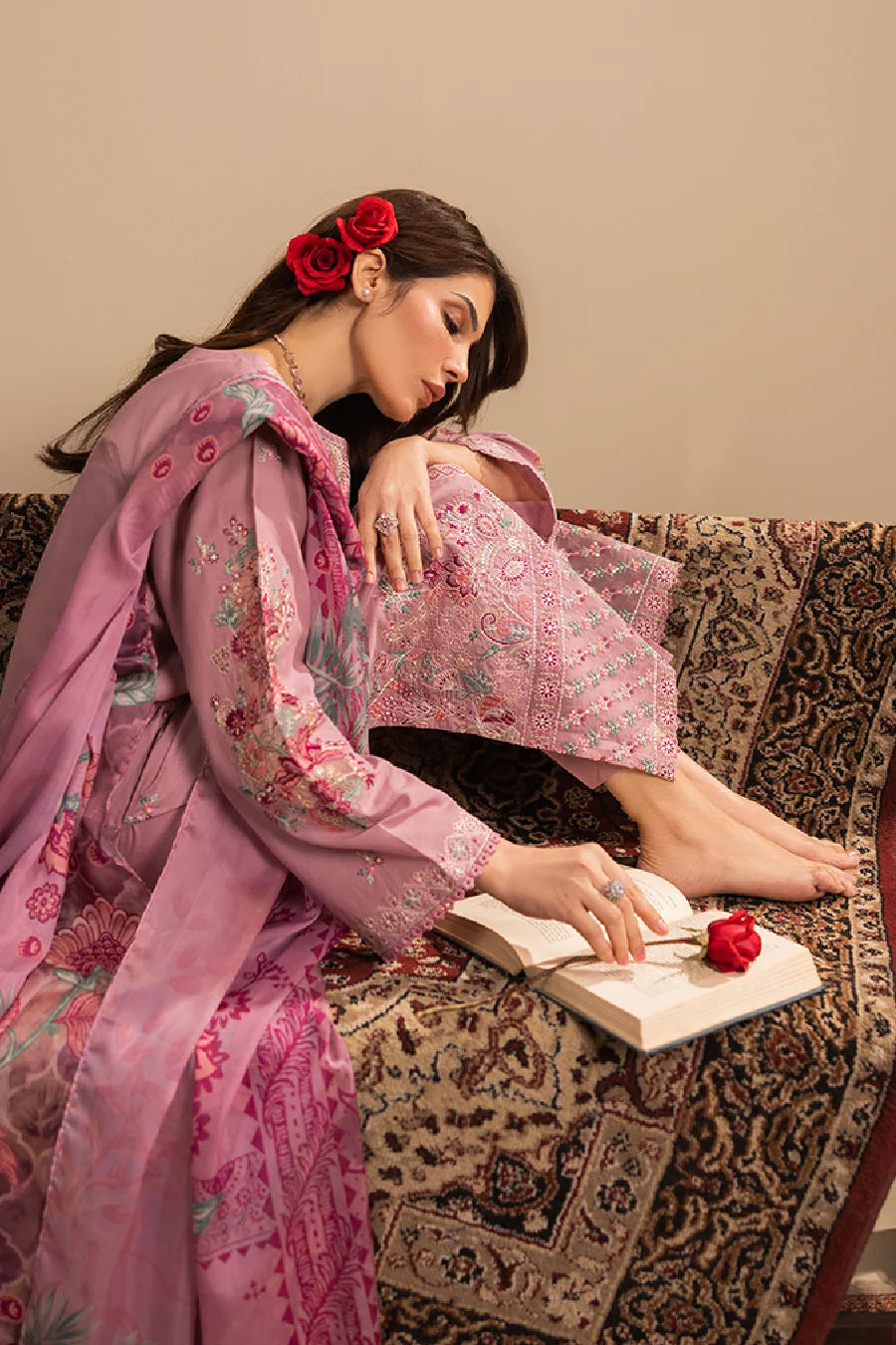 Zeenat Pret Embroidered Lawn 3-Piece Suit - Mauve Pink