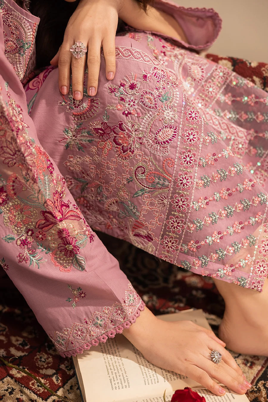 Zeenat Pret Embroidered Lawn 3-Piece Suit - Mauve Pink