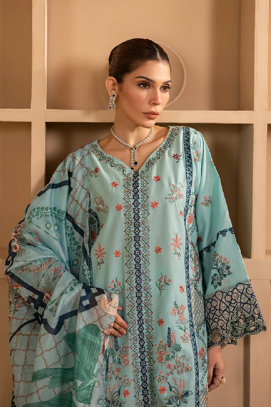 Zeenat Pret Embroidered Lawn 3-Piece Suit - Powder Blue