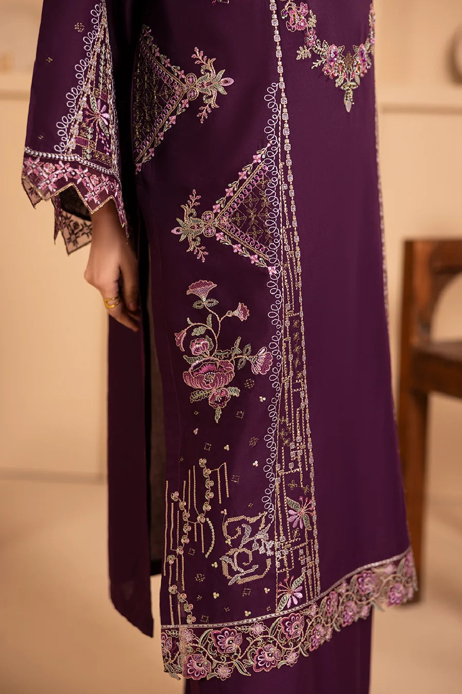 Zeenat Pret Embroidered Lawn 3-Piece Suit - Deep Plum