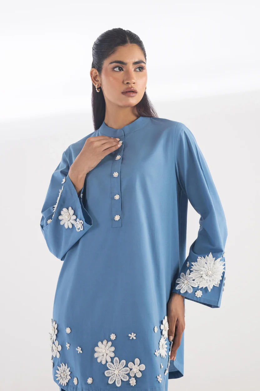 Sana Safinaz Understated Floral 2-Piece Lawn Suit – Baby Blue