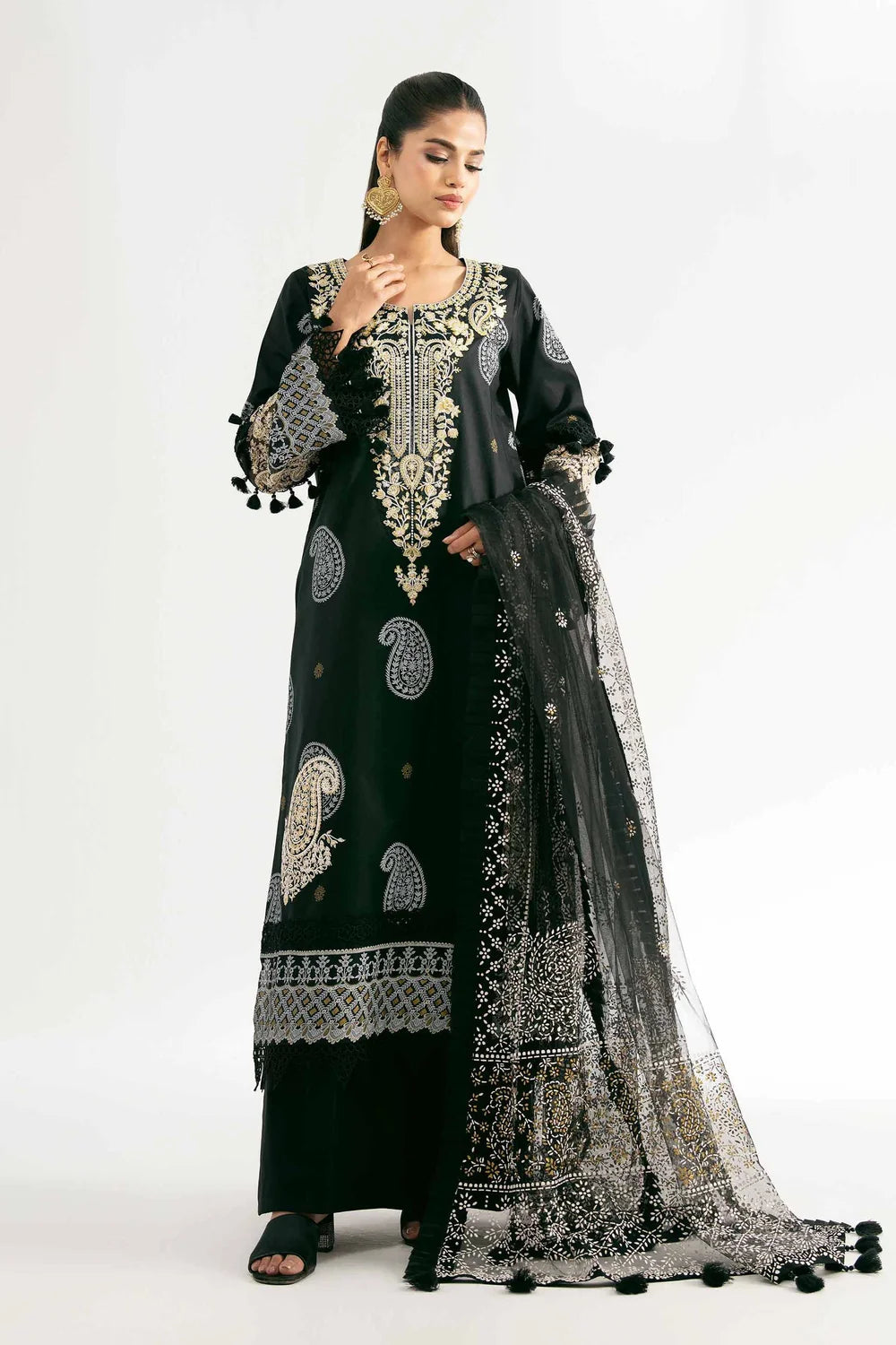 Nishat Linen 3-Piece Embroidered Festive Suit – Jet Black & Antique Gold