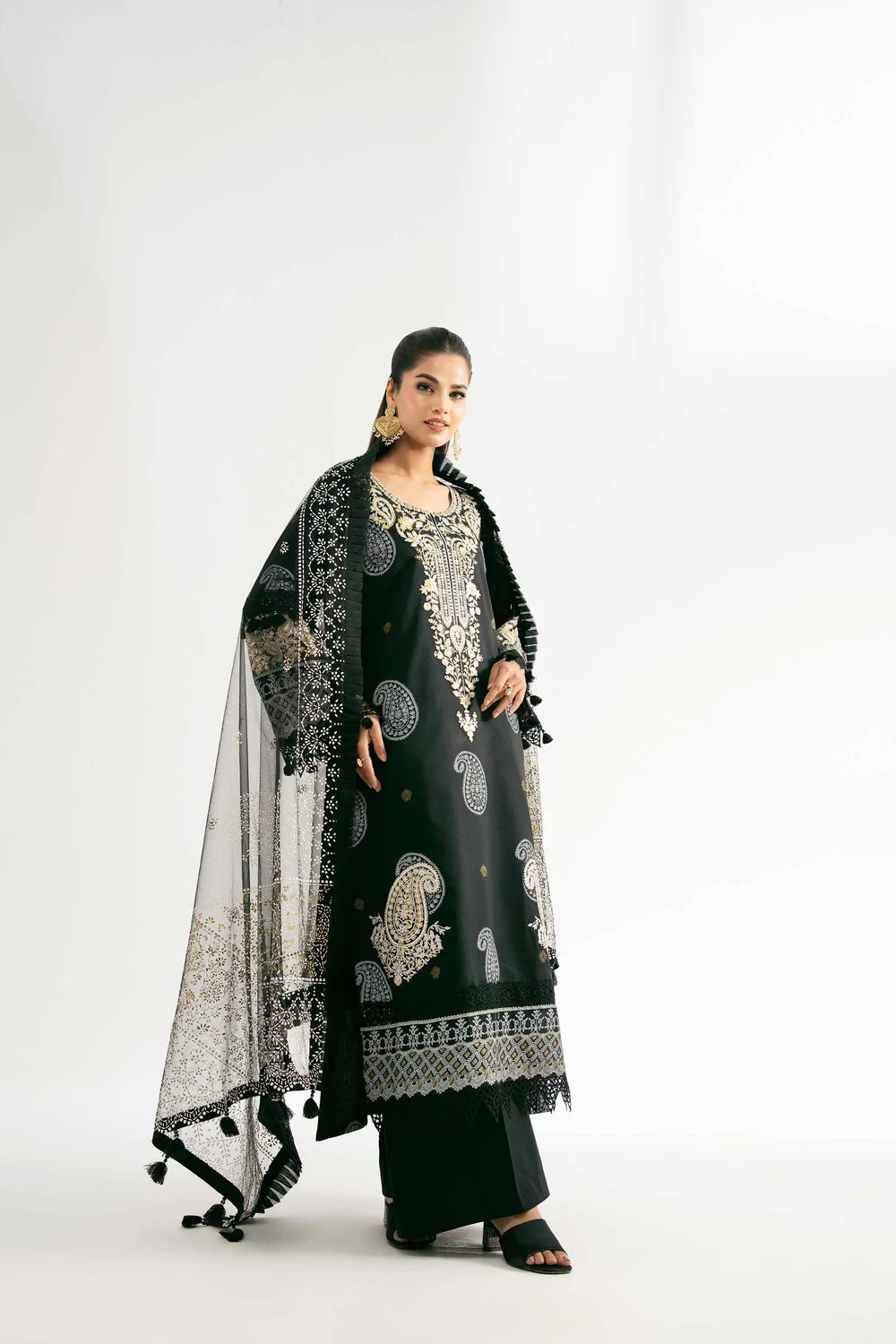 Nishat Linen 3-Piece Embroidered Festive Suit – Jet Black & Antique Gold