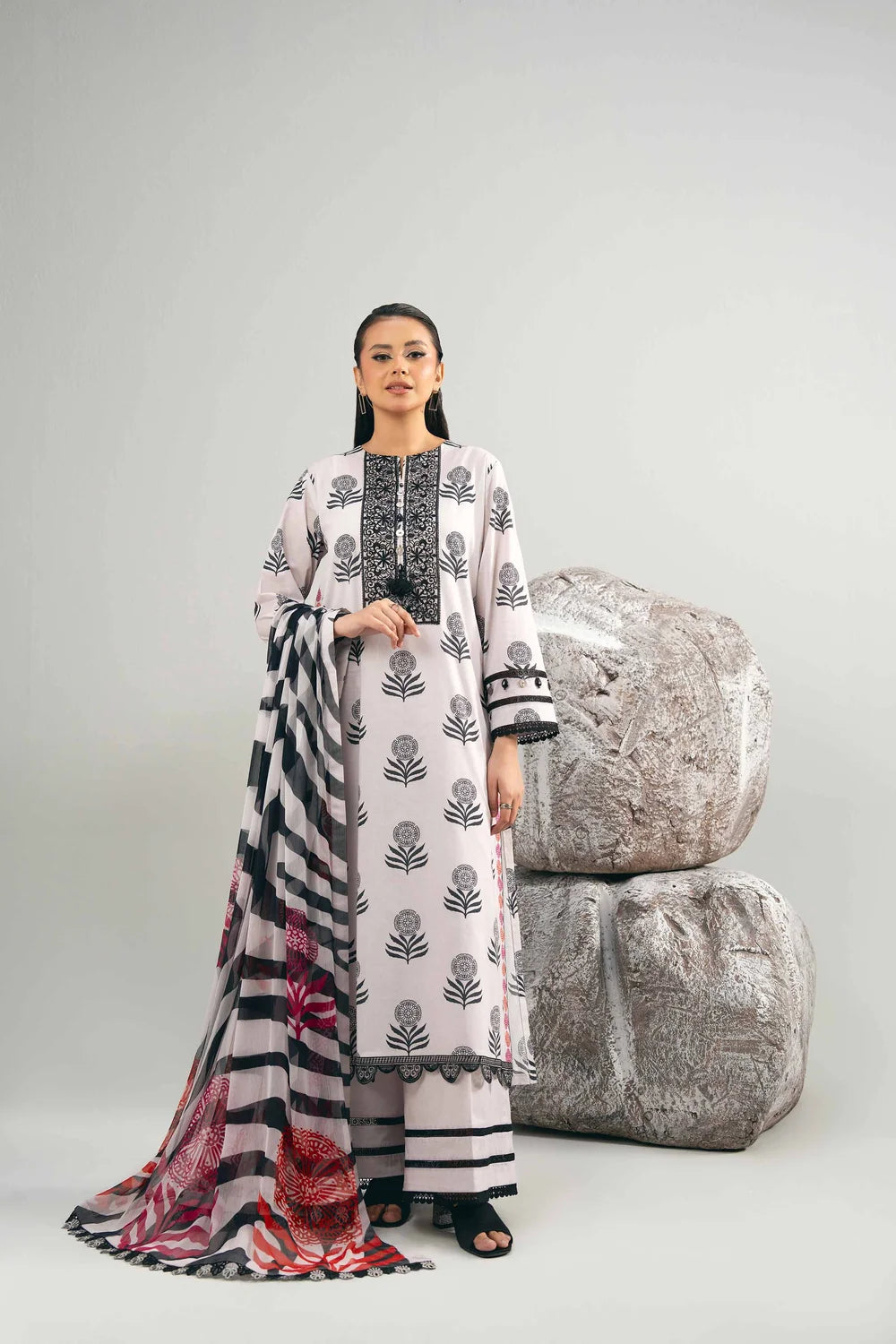 Nishat Linen 3-Piece Digital Printed Embroidered Suit – Lilac White & Onyx Black