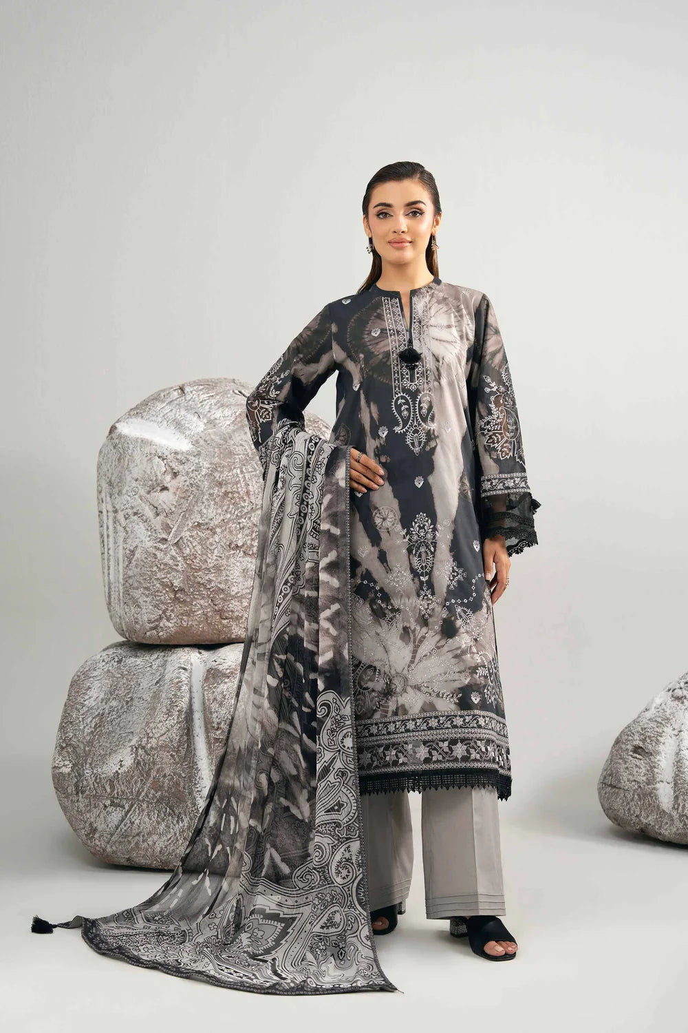 Nishat Linen 3-Piece Digital Printed Suit – Charcoal Black & Ash Grey Tie-Dye