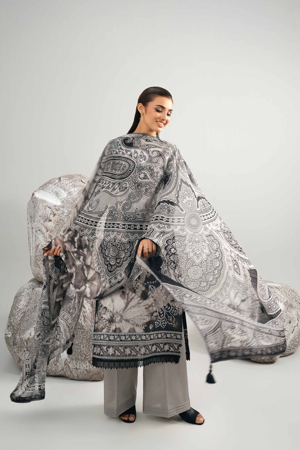 Nishat Linen 3-Piece Digital Printed Suit – Charcoal Black & Ash Grey Tie-Dye