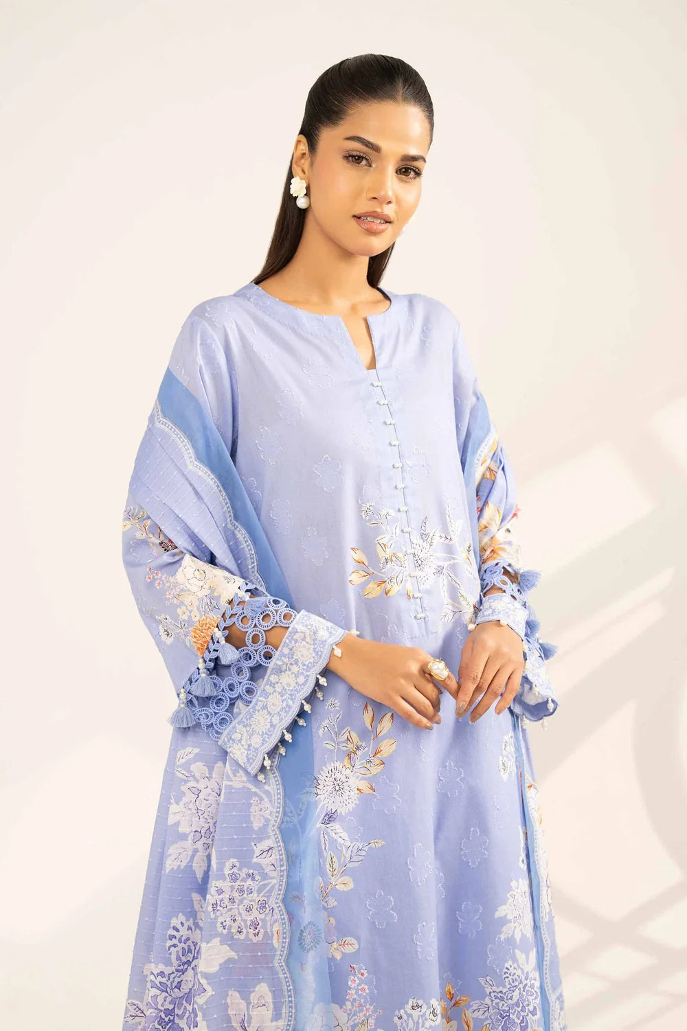 Nishat Linen 3-Piece Digitally Printed Embroidered Suit – Powder Blue