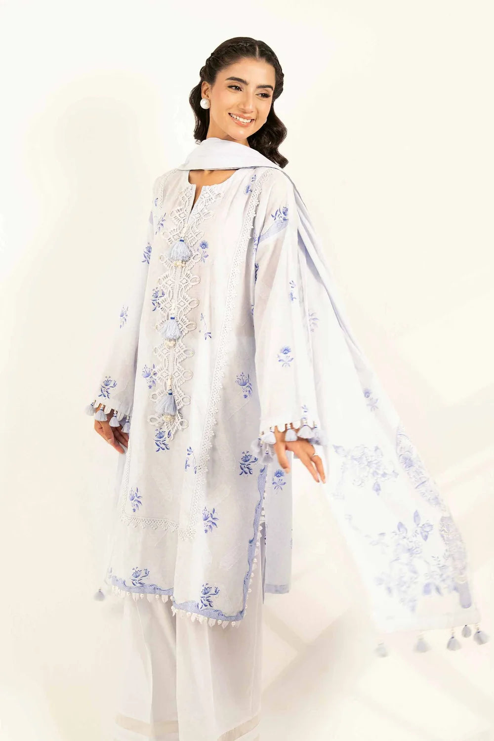 Nishat Linen 3-Piece Digital Printed Jacquard Suit – Light Blue