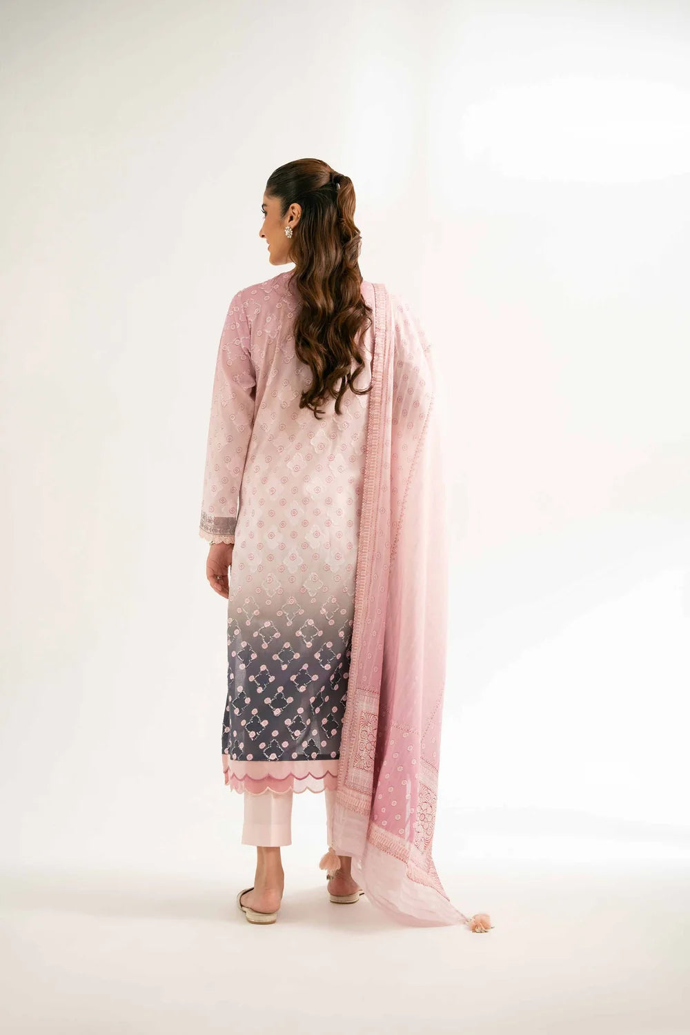 Nishat Linen 3-Piece Digital Printed Suit – Blush Pink & Charcoal Gradient