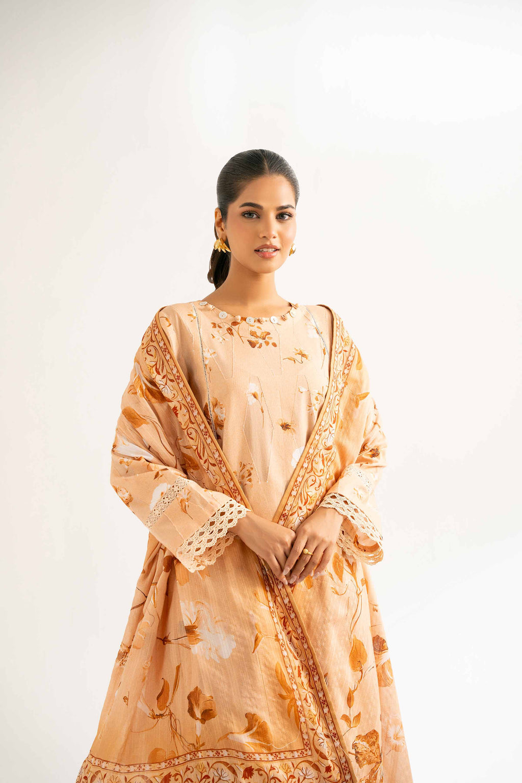 Nishat Linen 3-Piece Digital Printed Suit – Soft Peach & Apricot Floral