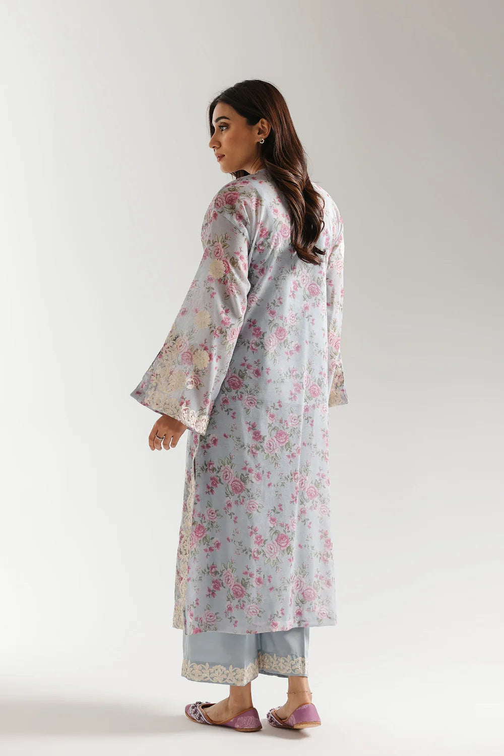 ETHNC Embroidered Vintage Floral 2-Piece Stitched Suit - Pale Blue