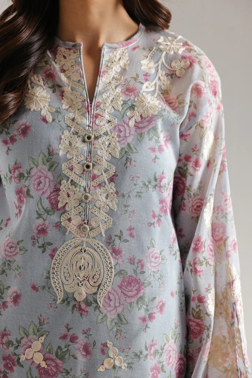 ETHNC Embroidered Vintage Floral 2-Piece Stitched Suit - Pale Blue