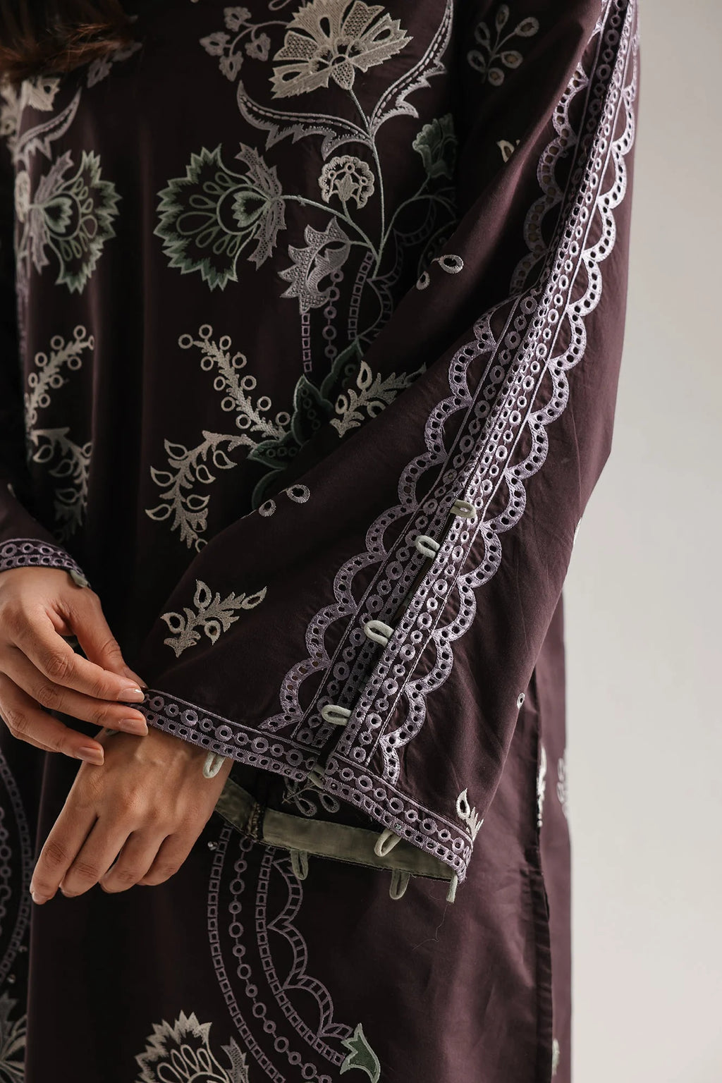 ETHNC Embroidered 2-Piece Stitched Suit with Wide-Leg Shalwar - Deep Plum