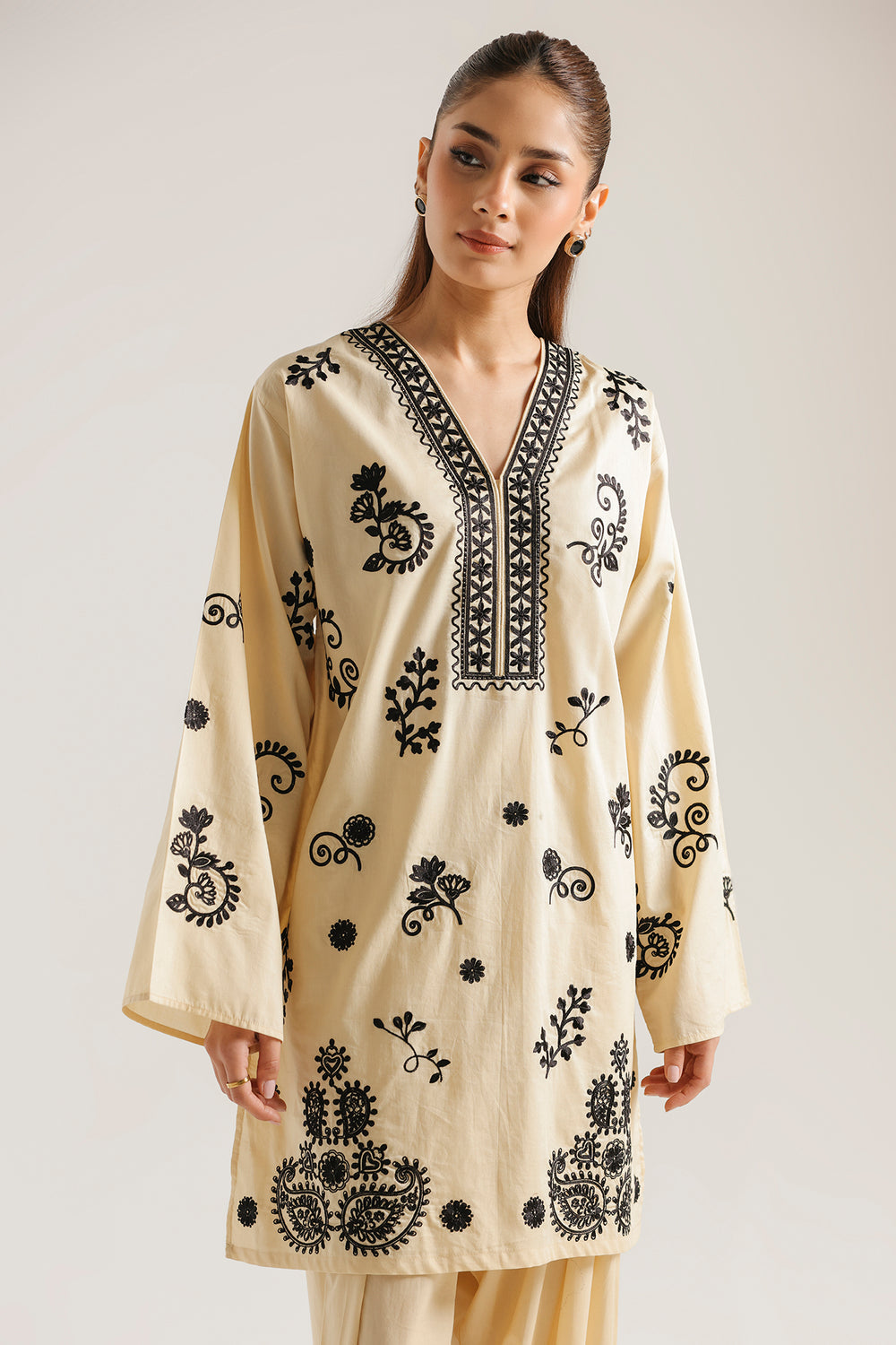 ETHNC Rozana Embroidered 2-Piece Suit – Yellow Beige