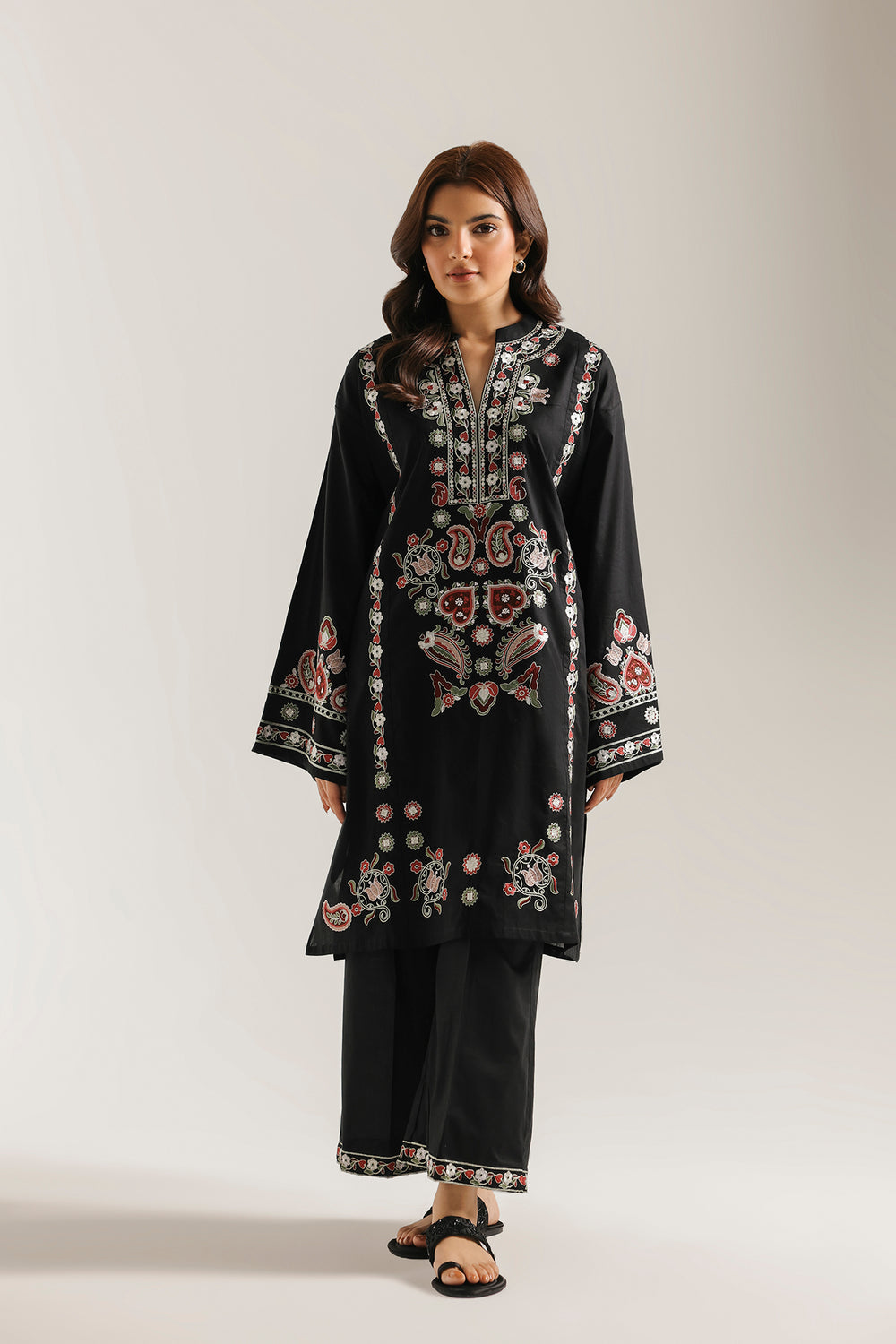 ETHNC Rozana Embroidered 2-Piece Suit – Jet Black