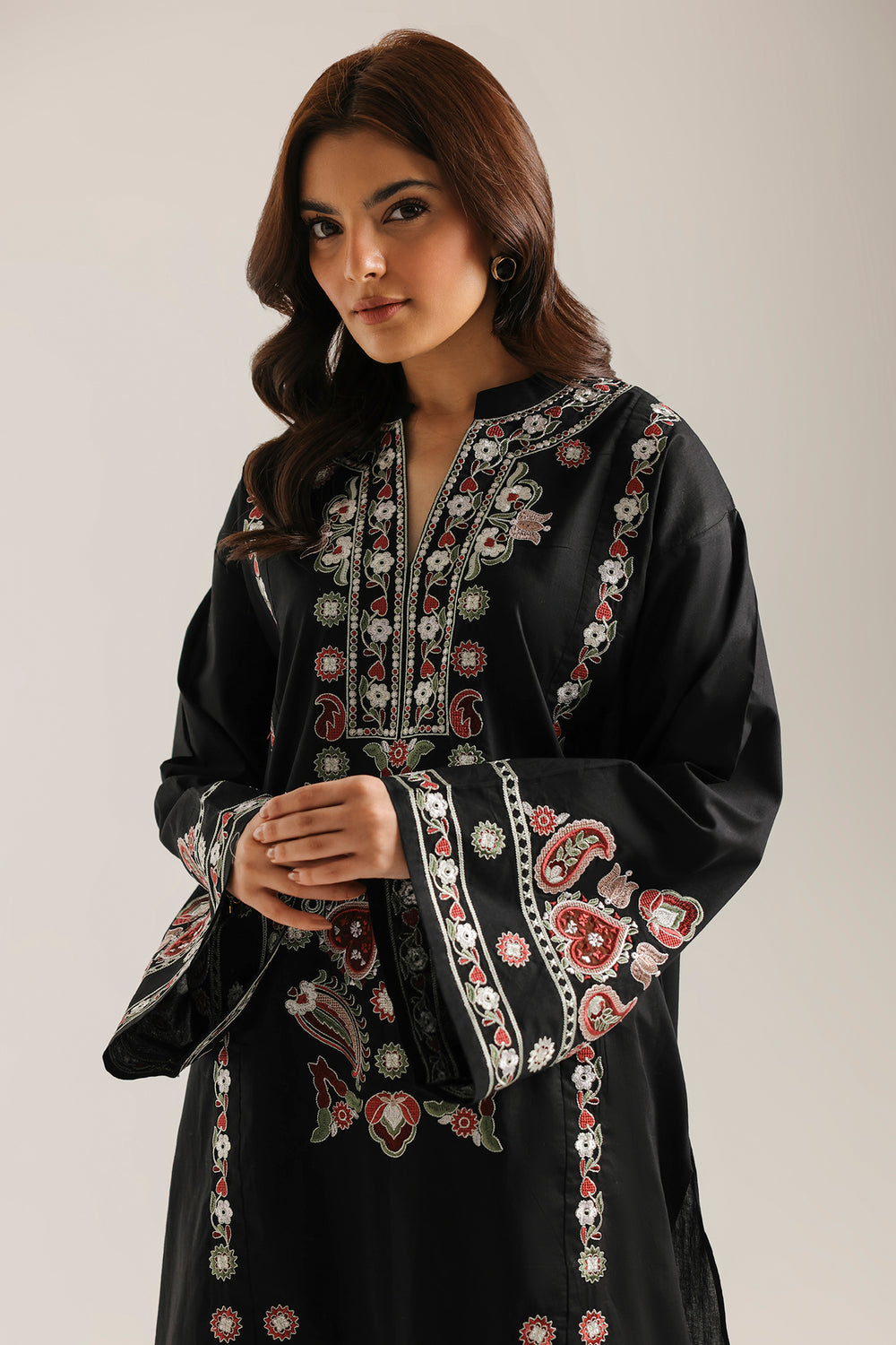 ETHNC Rozana Embroidered 2-Piece Suit – Jet Black