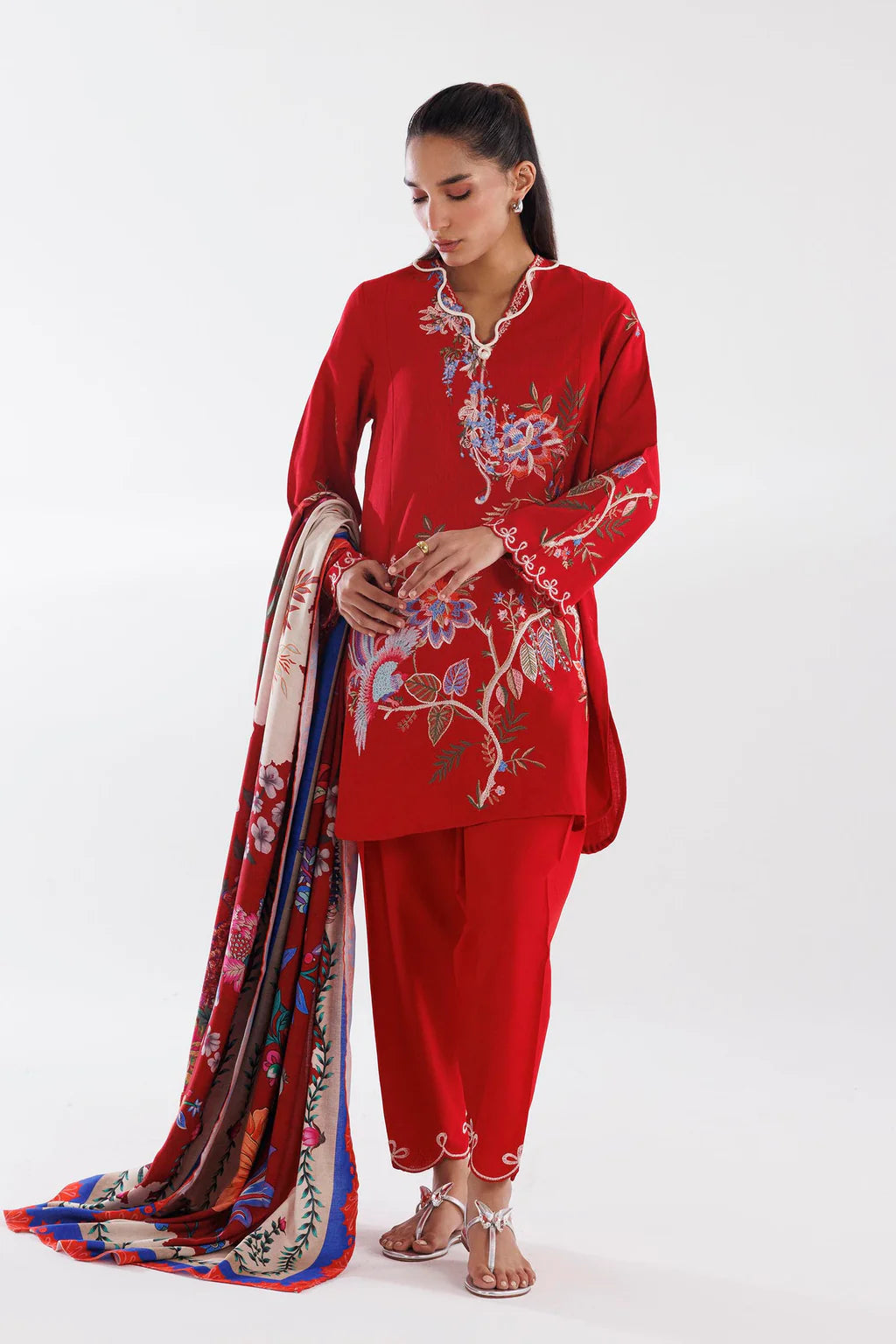 Sana Safinaz Embroidered 3-Piece Lawn Suit – Crimson Red & Floral