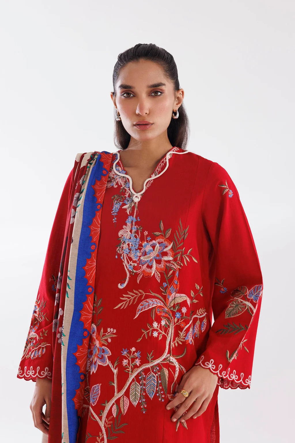 Sana Safinaz Embroidered 3-Piece Lawn Suit – Crimson Red & Floral