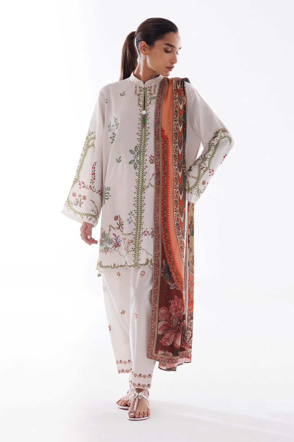 Sana Safinaz Embroidered 3-Piece Lawn Suit – Off-White & Pastel Green
