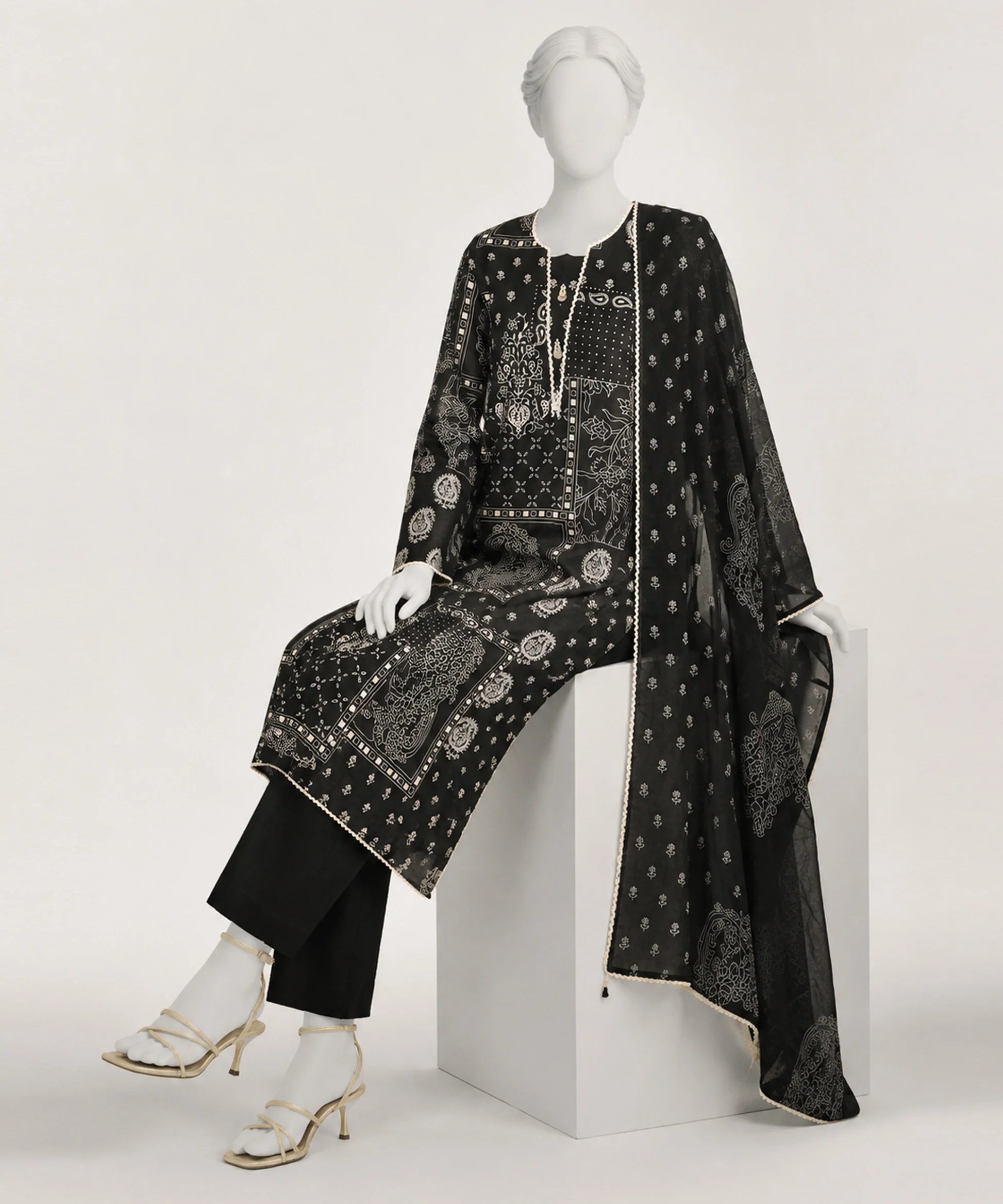 J. Lawn Printed Stitched 3-Piece Suit - Charcoal Black