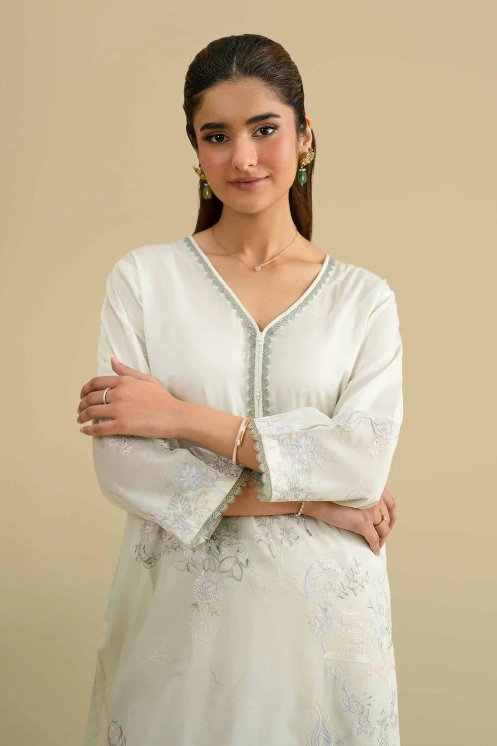 NISHAT Linen Ready-to-Wear 2-Piece Embroidered Lawn Suit – Off-White