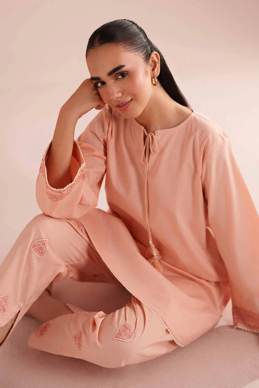 Nishat Linen 2-Piece Embroidered Kurti & Tulip Shalwar Suit – Peach