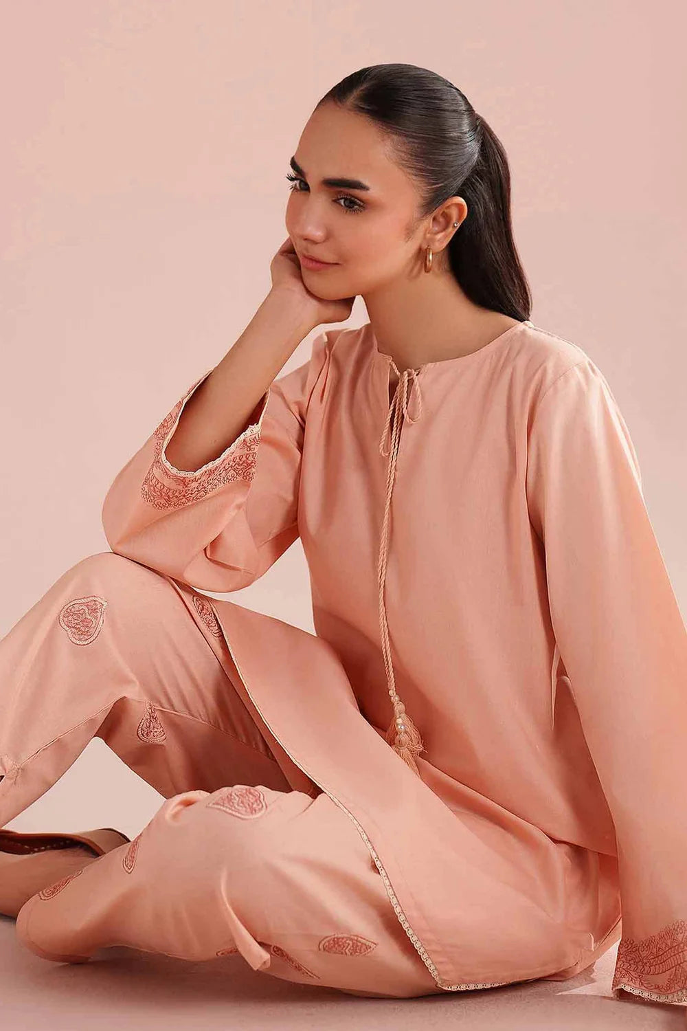 Nishat Linen 2-Piece Embroidered Kurti & Tulip Shalwar Suit – Peach