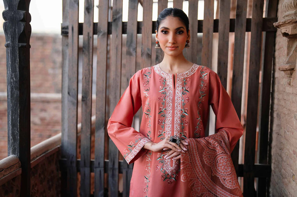 NISHAT Linen Ready-to-Wear 3-Piece Embroidered Cross Hatch Suit – Peach