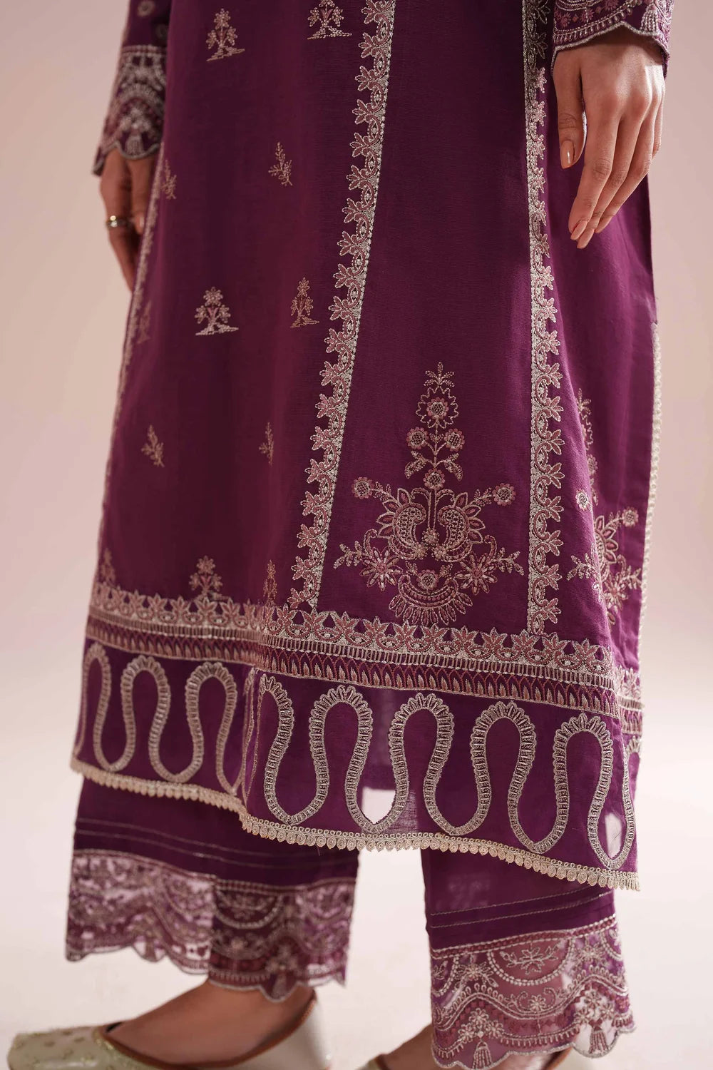 NISHAT Linen Ready-to-Wear 2 Piece Embroidered Irish Linen Suit – Deep Purple