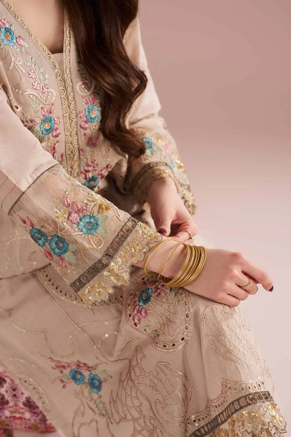 Nishat Linen 2-Piece Embroidered Festive Suit – Soft Beige & Multi