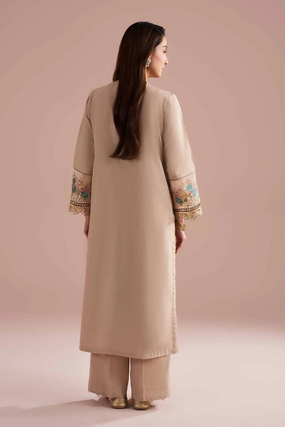 Nishat Linen 2-Piece Embroidered Festive Suit – Soft Beige & Multi