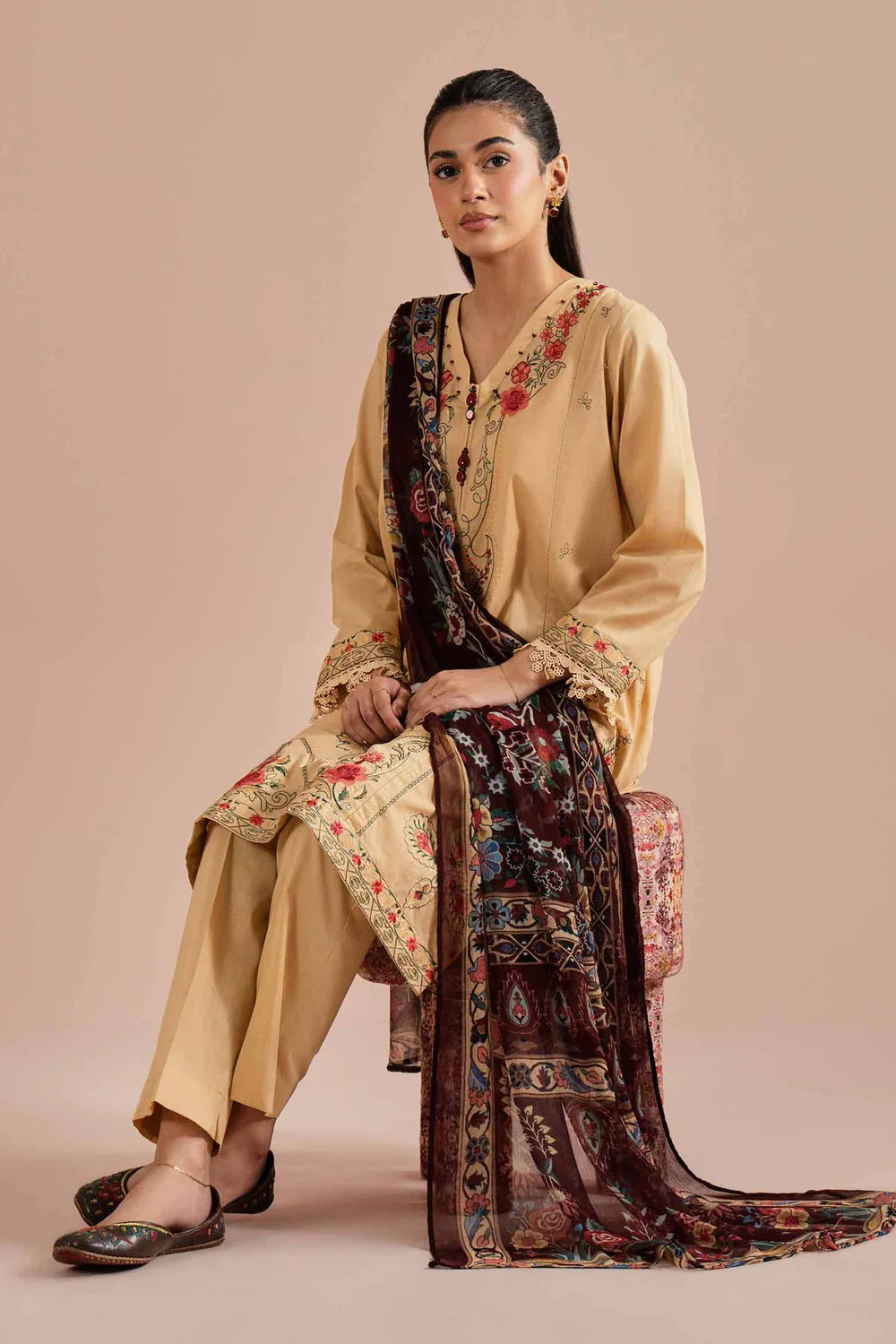 Nishat Linen Embroidered 3-Piece Lawn Suit – Muted Beige & Maroon