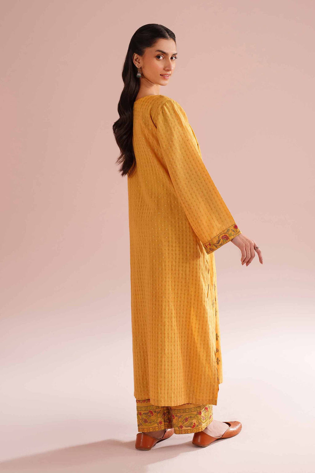 NISHAT Linen Ready-to-Wear 2-Piece Embroidered Lawn Suit – Mastered Yellow