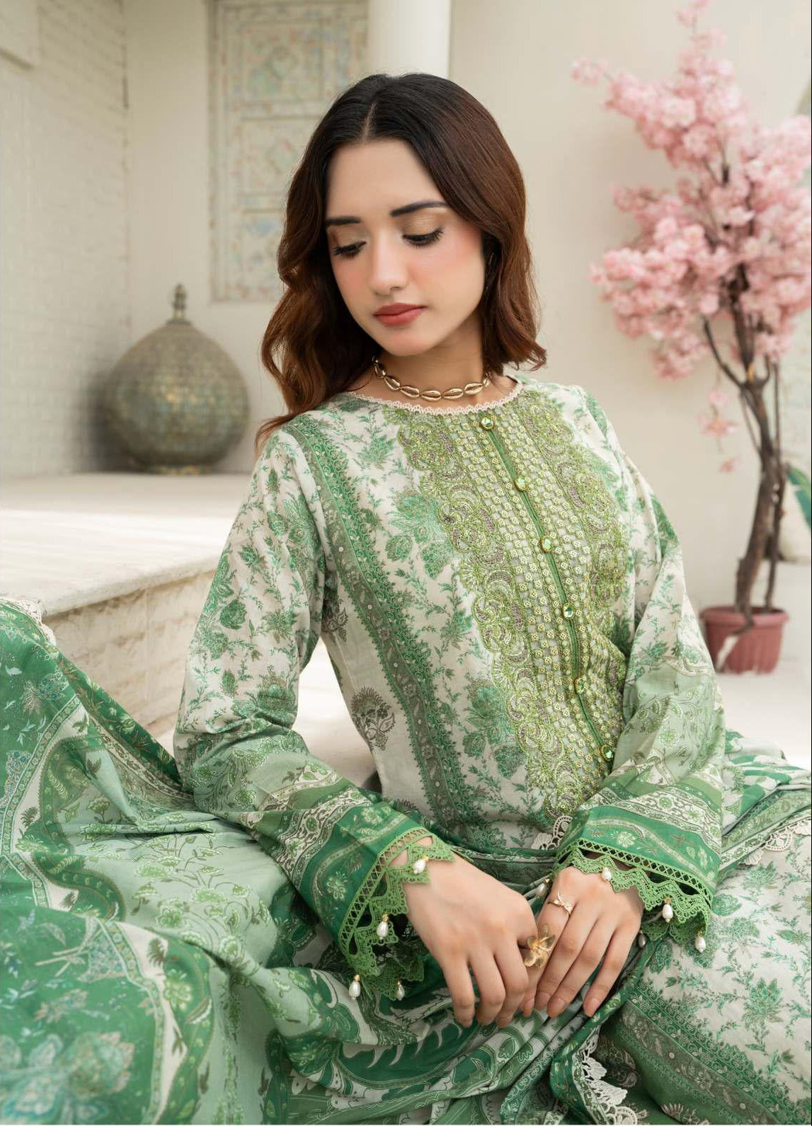 Gul Adhar Aarzoo Embroidered Premium Lawn 3-Piece Suit – Mint Green