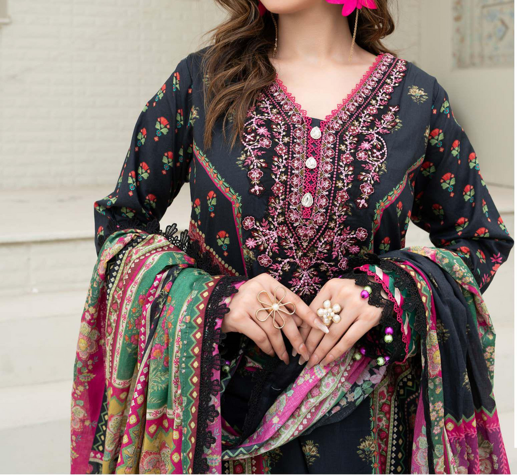 Gul Adhar Aarzoo Embroidered Premium Lawn 3-Piece Suit – Black & Fuchsia Pink