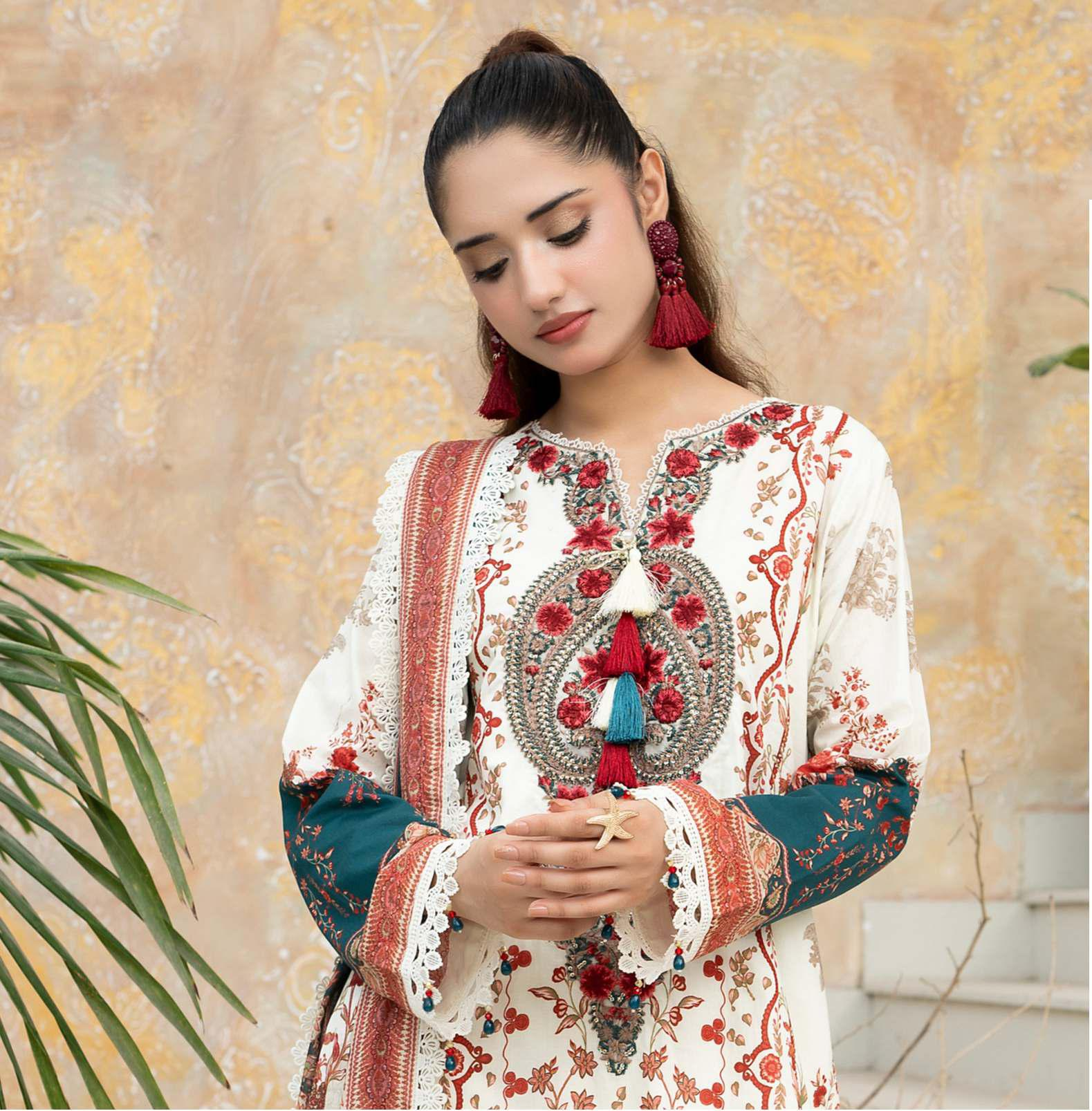 Gul Adhar Aarzoo Embroidered Premium Lawn 3-Piece Suit – Off-White & Rust