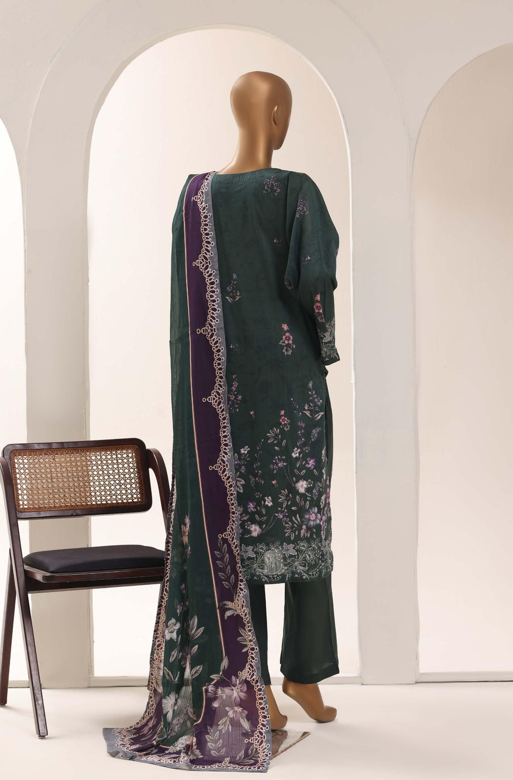 SADABAHAR Printed Lawn 3 Piece Ready-to-Wear Pakistani Suit – Pine Green