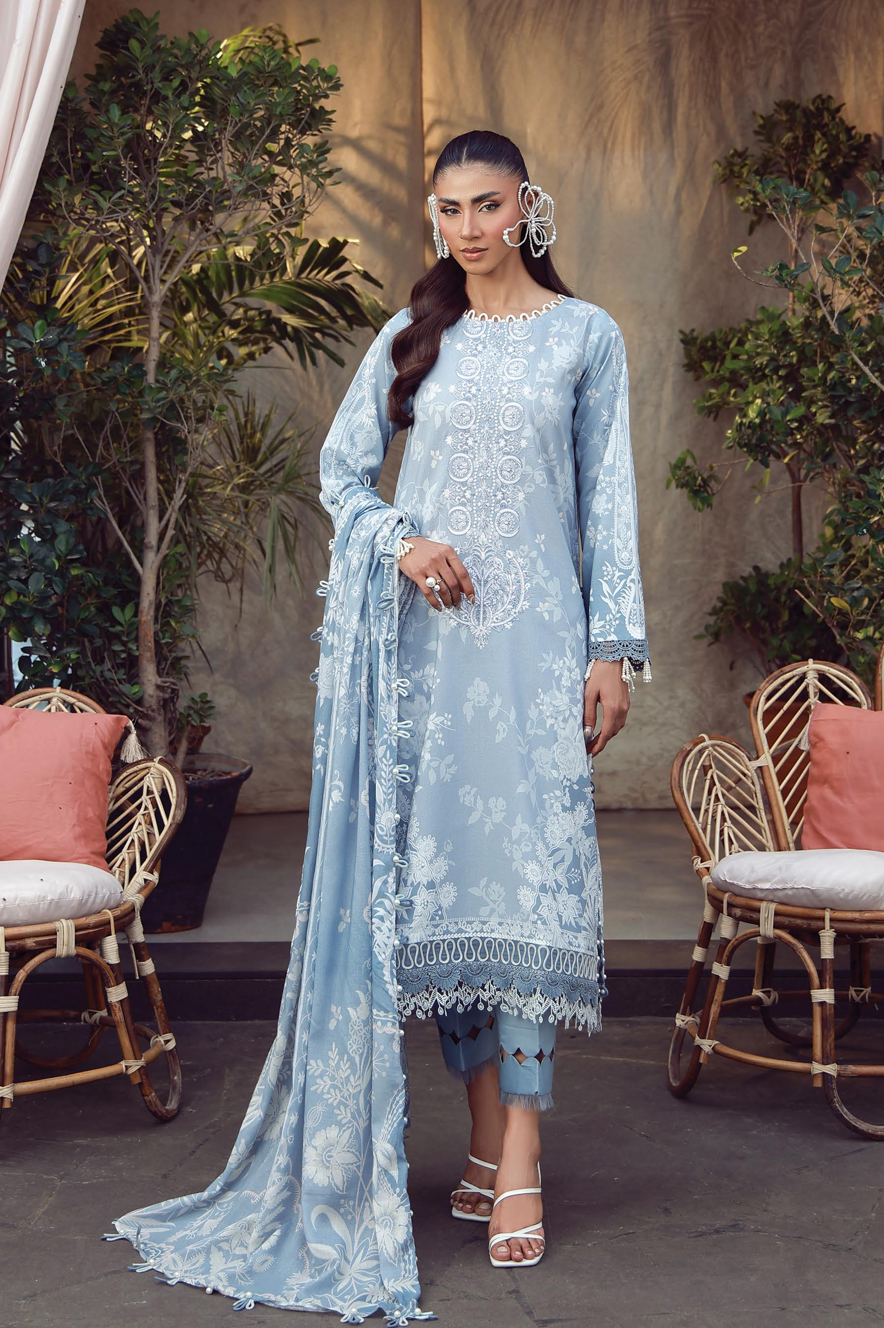 JADE URBANE – Luxury Embroidered Lawn 3-Piece Ready-to-Wear Suit | Ice Blue