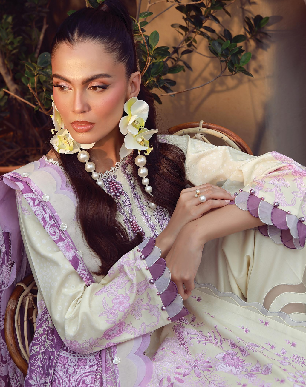 JADE URBANE – Luxury Embroidered Lawn 3-Piece Ready-to-Wear Suit | Ivory Lilac