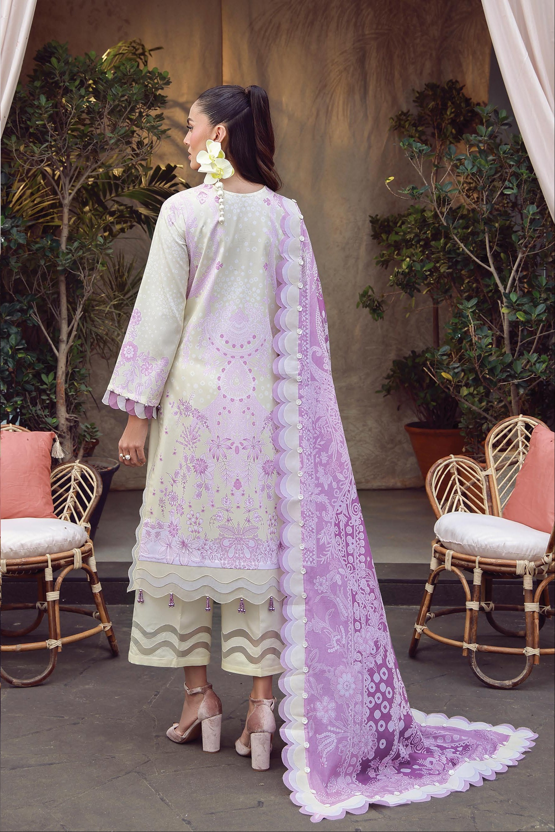 JADE URBANE – Luxury Embroidered Lawn 3-Piece Ready-to-Wear Suit | Ivory Lilac