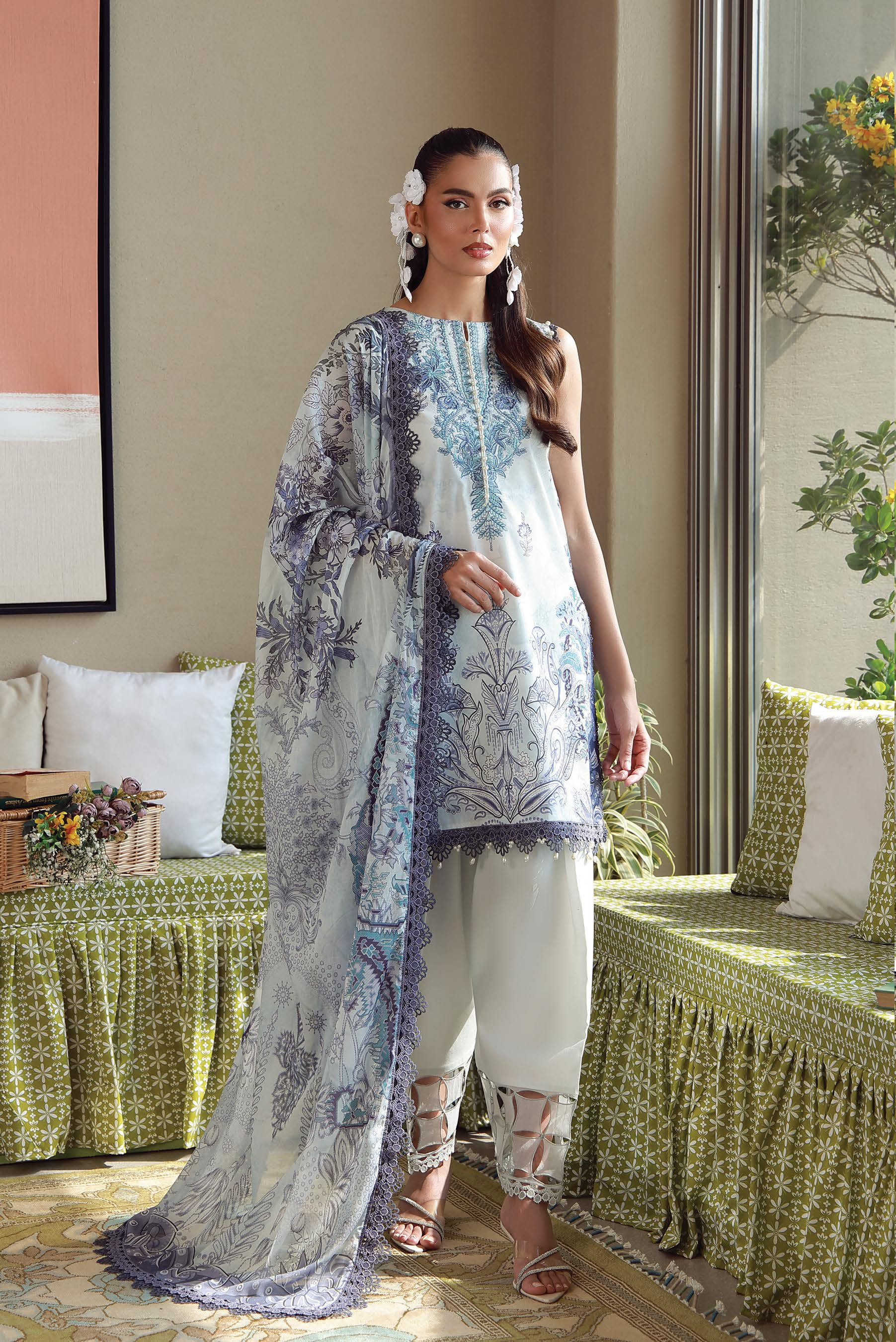 JADE URBANE – Luxury Embroidered Lawn 3-Piece Ready-to-Wear Suit | Ivory Indigo
